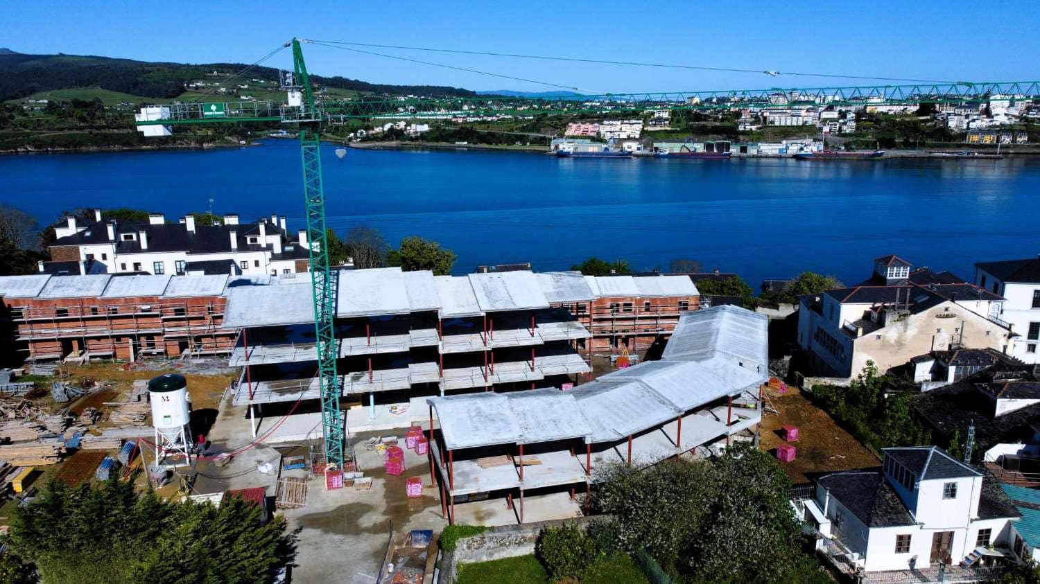 3 soveværelse Lejlighed til salg i Castropol med garage - € 264.800 (Ref: 8046917)