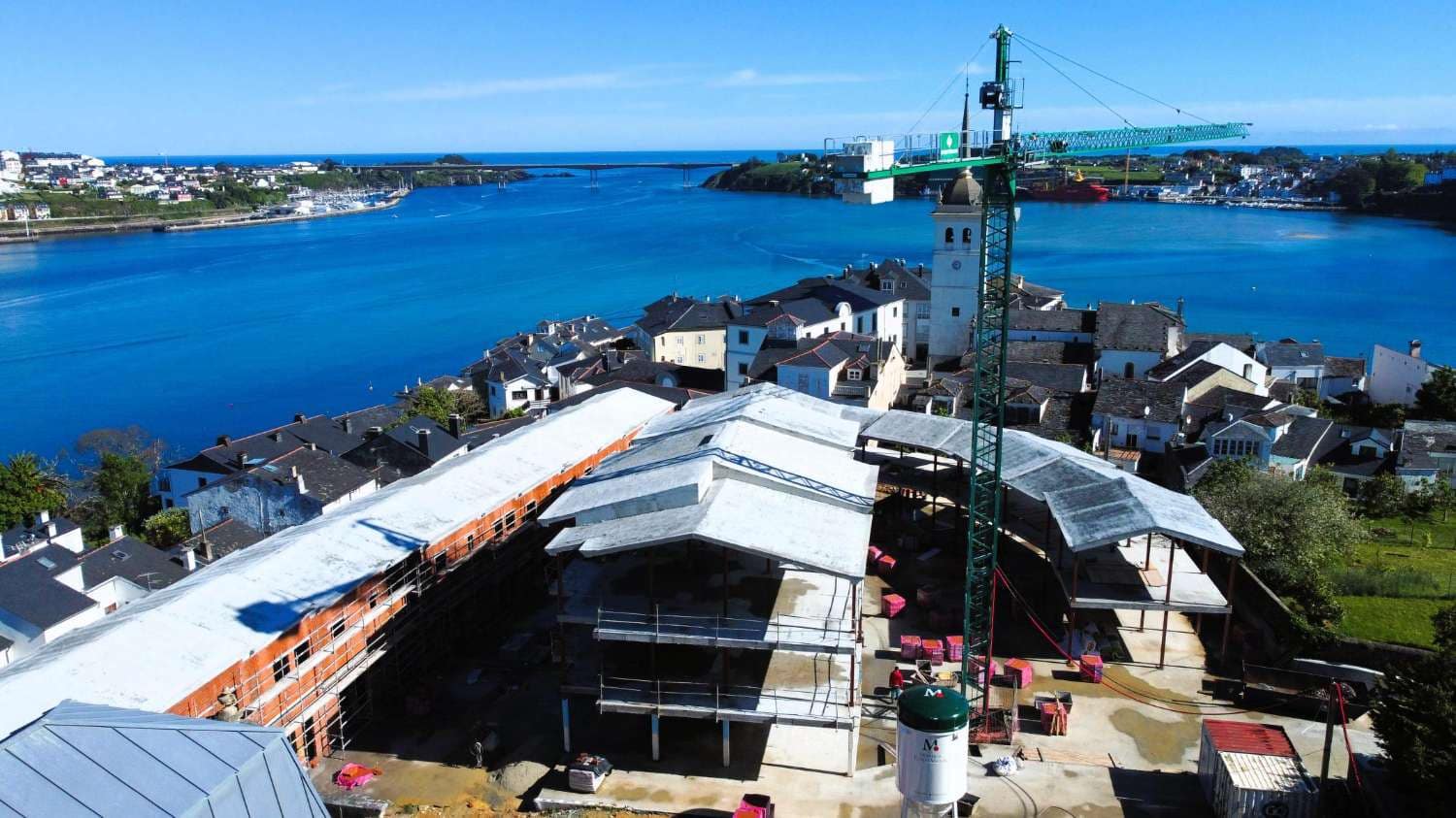 3 soveværelse Lejlighed til salg i Castropol med garage - € 264.800 (Ref: 8046917)