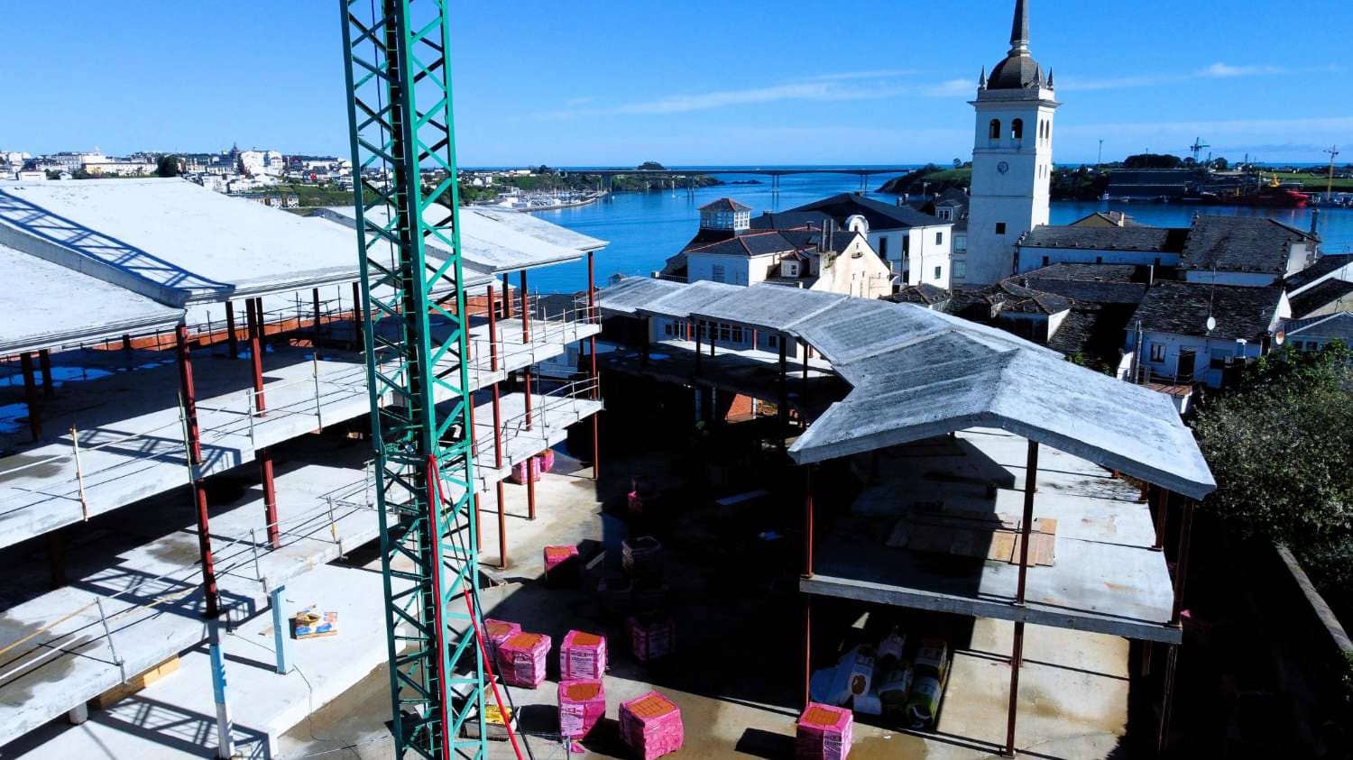 2 soveværelse Lejlighed til salg i Castropol med garage - € 208.300 (Ref: 8046918)