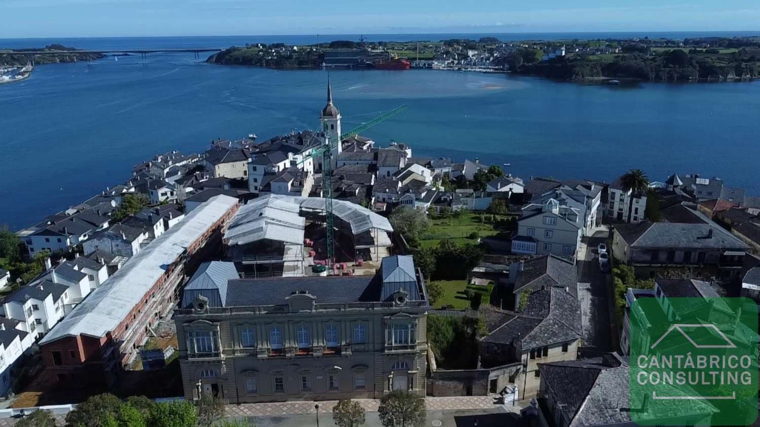 2 Zimmer Wohnung zu verkaufen in Castropol mit Garage - 201.000 € (Ref: 8046919)