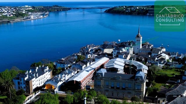 2 makuuhuone Rivitalo myytävänä paikassa Castropol mukana 
autotalli - 214 300 € (Ref: 8046922)