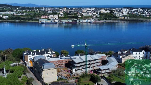 3 makuuhuone Rivitalo myytävänä paikassa Castropol mukana 
autotalli - 335 300 € (Ref: 8046926)