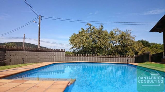 3 chambre Maison de Ville à vendre à Lugo ville avec piscine - 550 000 € (Ref: 8140288)