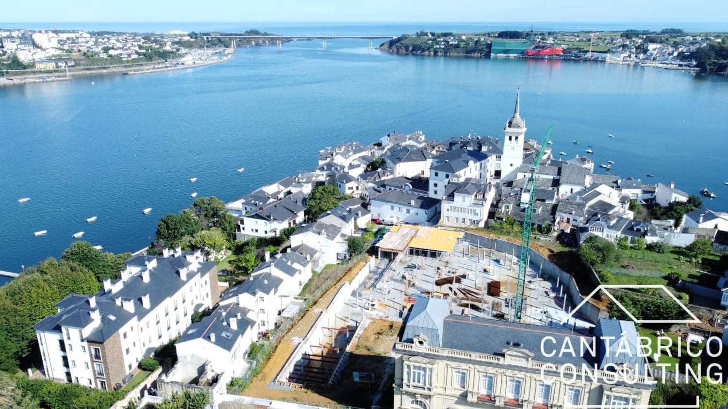 3 soveværelse Rækkehus til salg i Castropol - € 278.600 (Ref: 8183535)