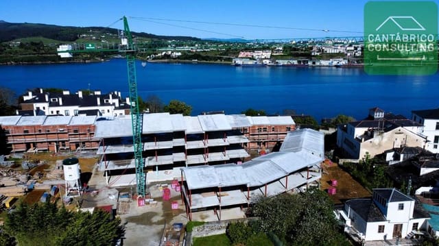 3 makuuhuone Rivitalo myytävänä paikassa Castropol - 278 600 € (Ref: 8183535)