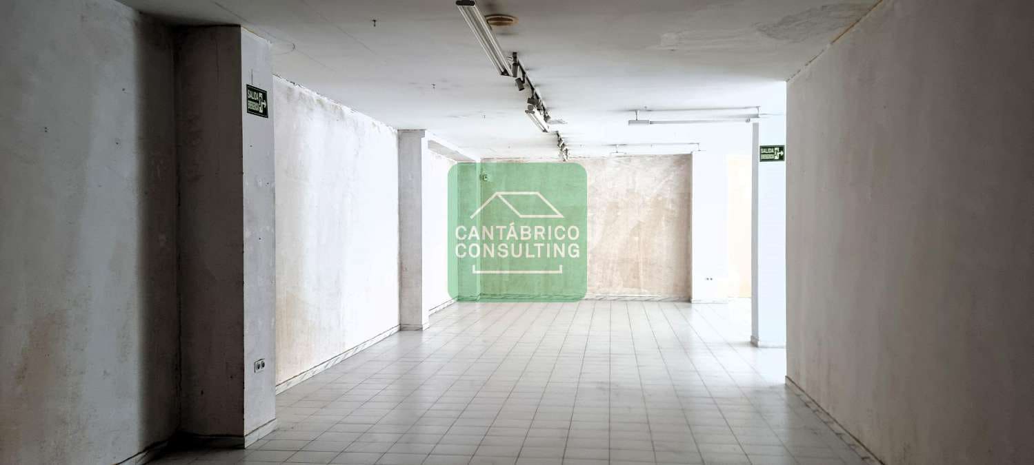 Local Commercial à vendre à Navia - 290 000 € (Ref: 8339398)