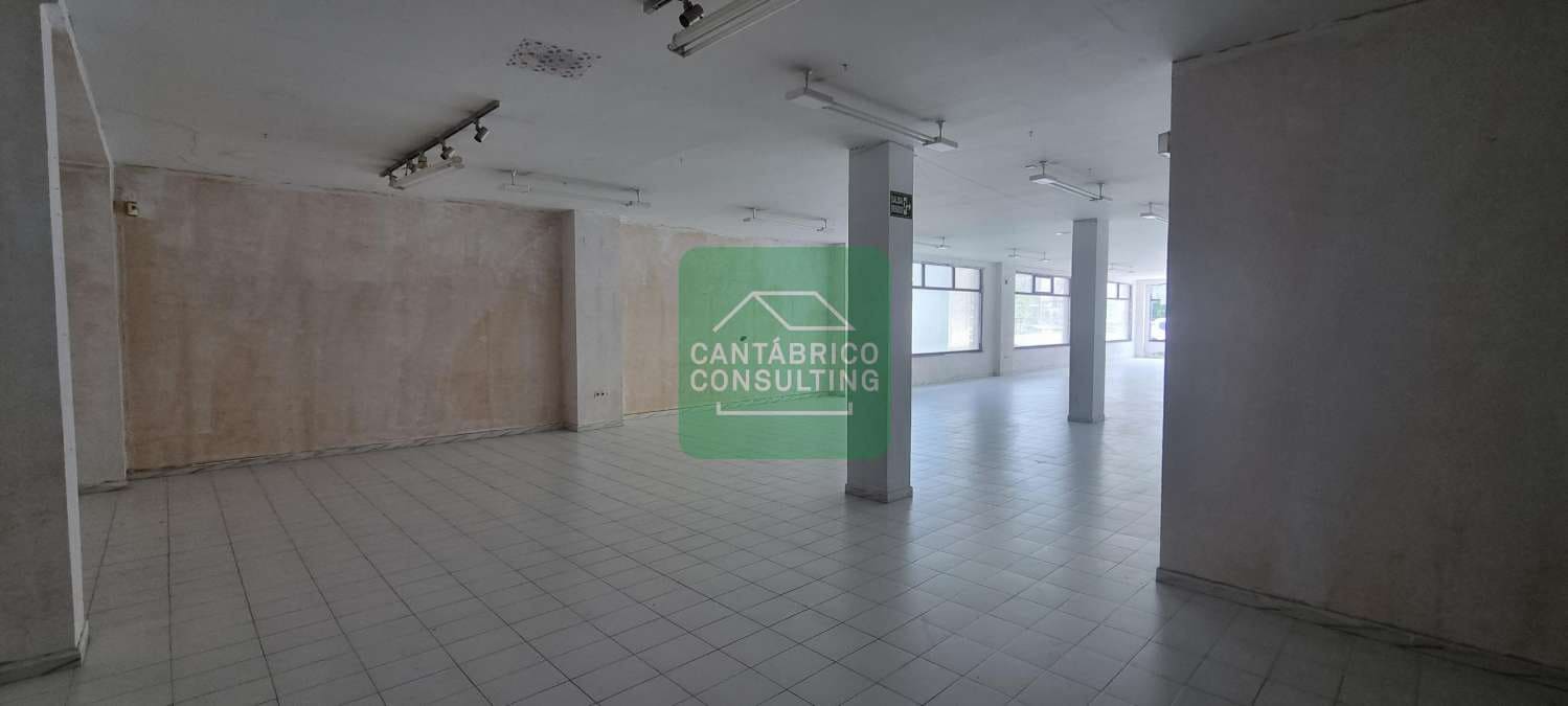 Local Commercial à vendre à Navia - 290 000 € (Ref: 8339398)