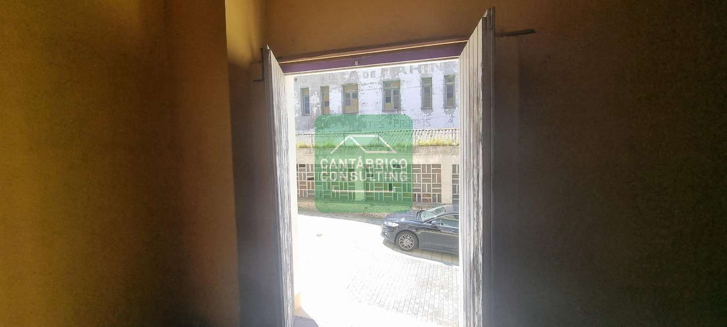 Local Commercial à vendre à Navia - 290 000 € (Ref: 8339398)