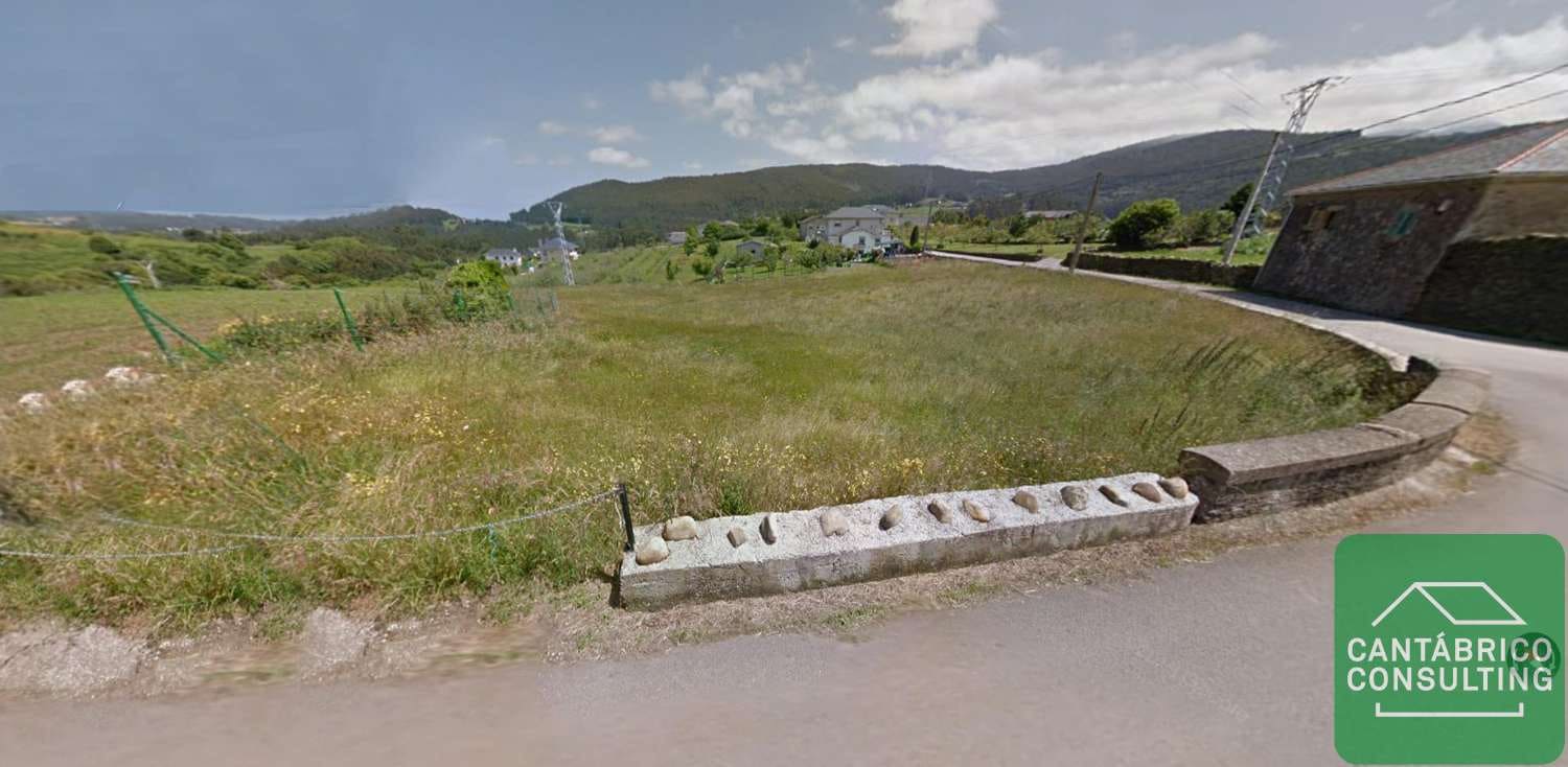 Grunde uden byggetilladelser til salg i Coana - € 65.000 (Ref: 8665027)