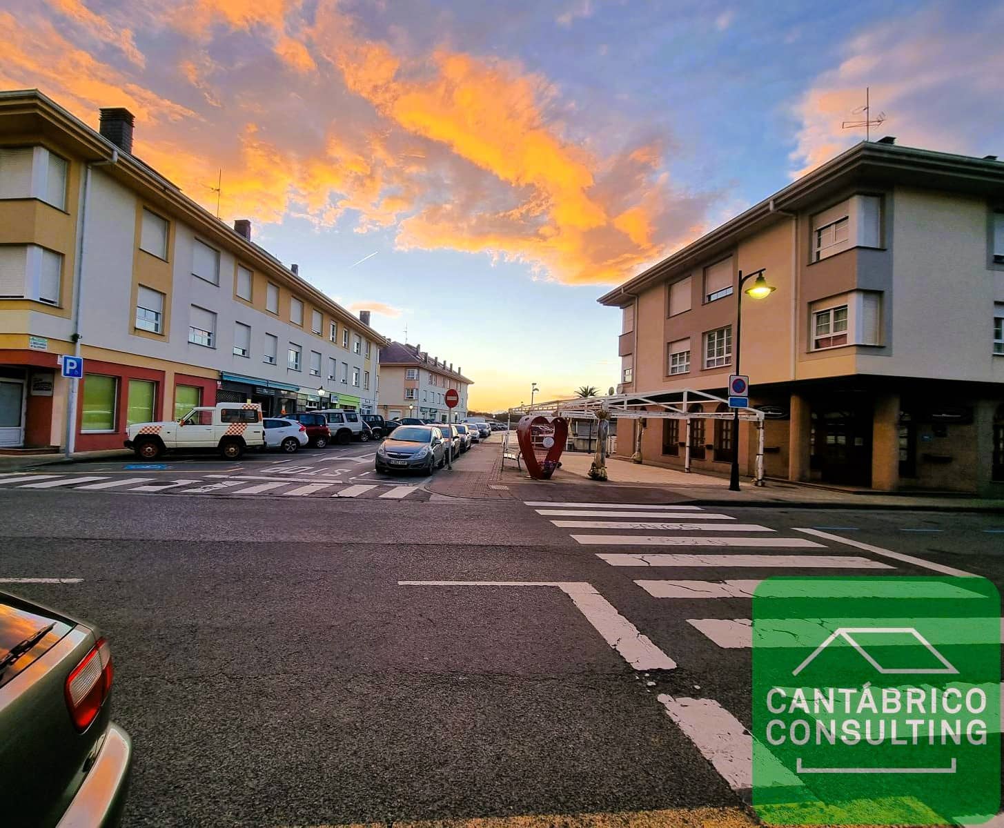 Erhverv til salg i El Franco - € 130.000 (Ref: 8671731)