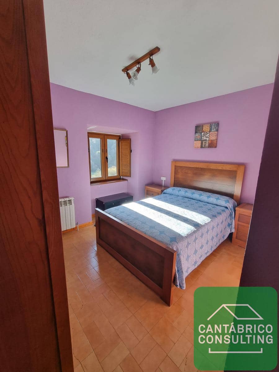 3 soveværelse Byhus til salg i Luarca - € 169.000 (Ref: 8701614)