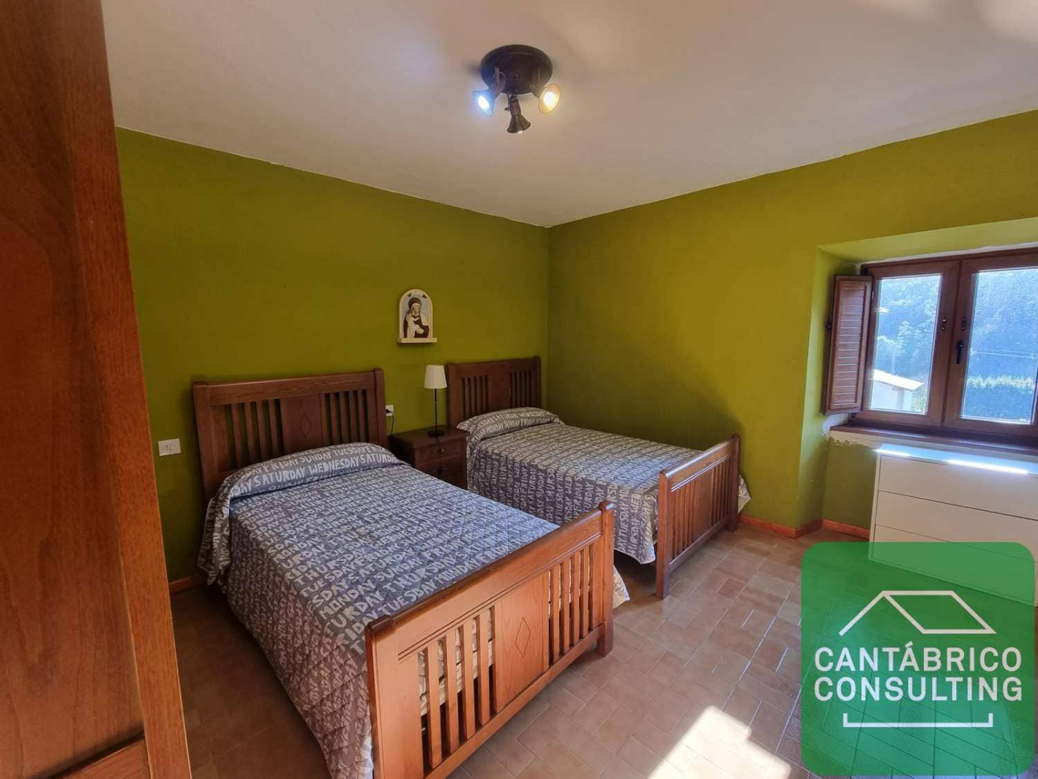 3 soveværelse Byhus til salg i Luarca - € 169.000 (Ref: 8701614)