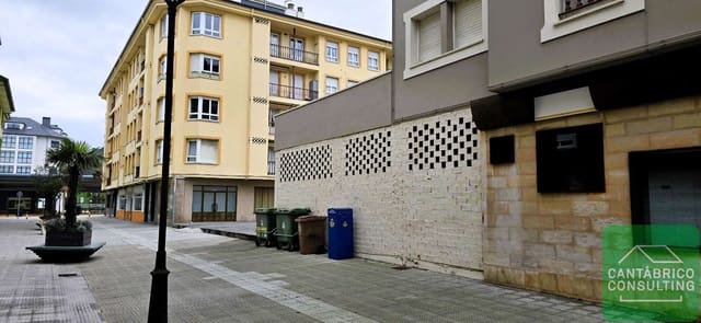 Erhverv til salg i Navia - € 117.000 (Ref: 8707209)