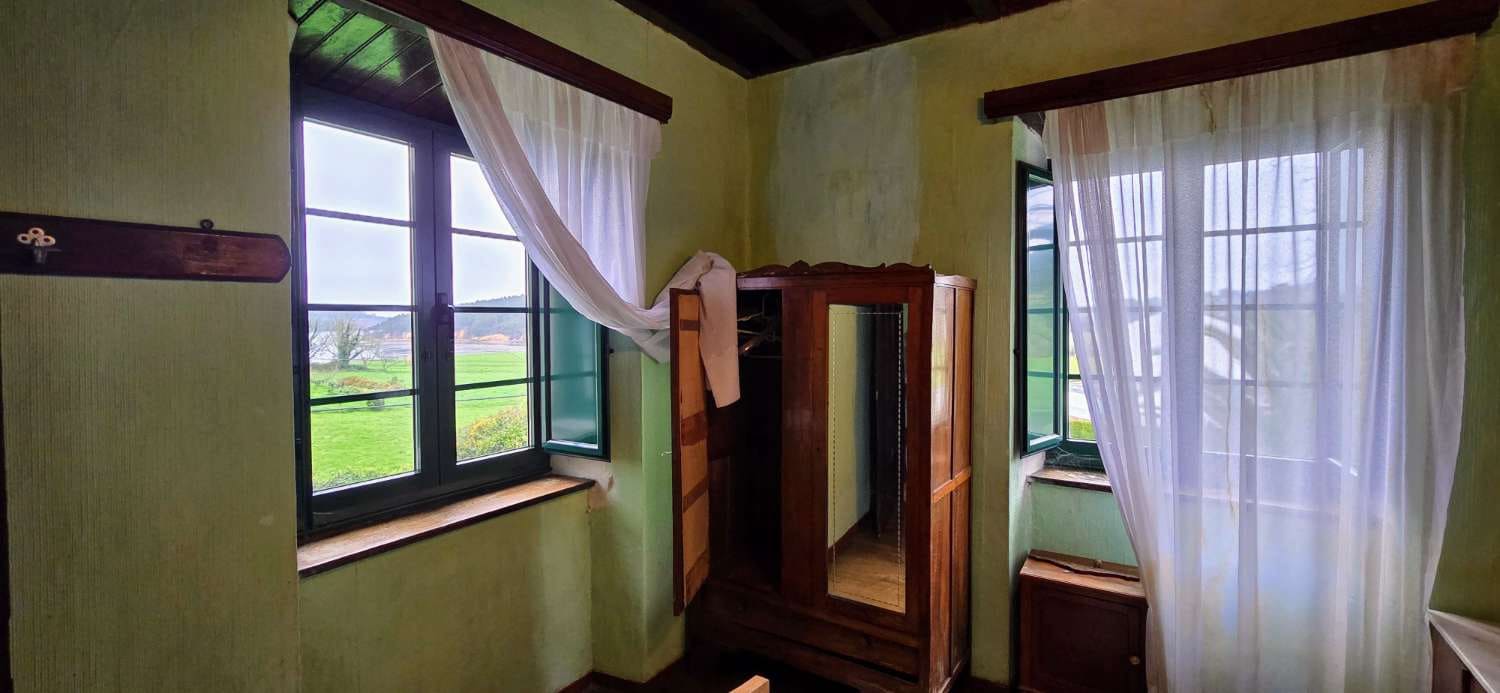 5 soveværelse Byhus til salg i Castropol - € 210.000 (Ref: 8763367)