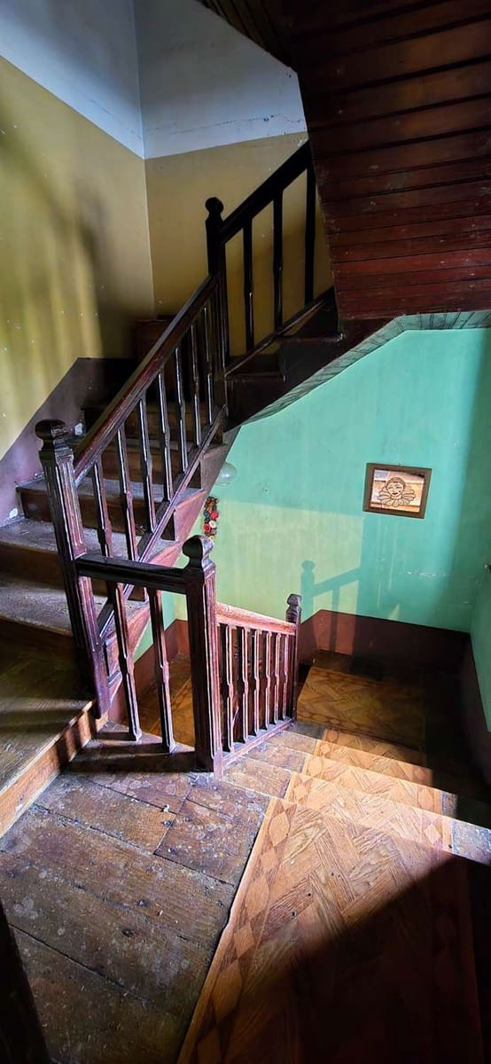 5 soveværelse Byhus til salg i Castropol - € 210.000 (Ref: 8763367)