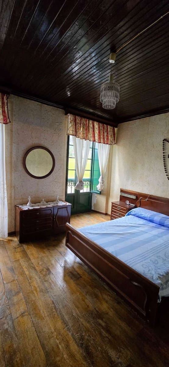 5 soveværelse Byhus til salg i Castropol - € 210.000 (Ref: 8763367)