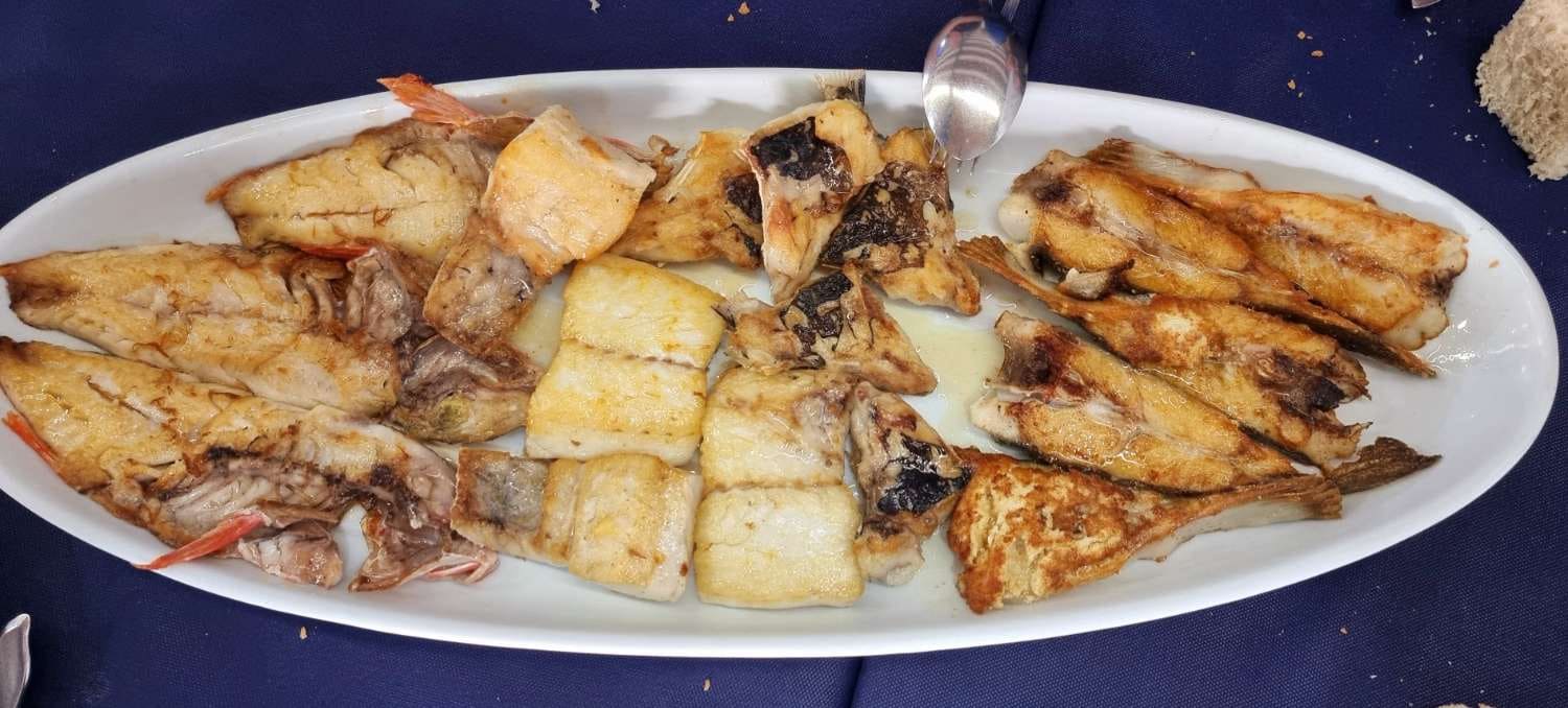 Restaurant/Bar til salg i Navia - € 500.000 (Ref: 8779931)