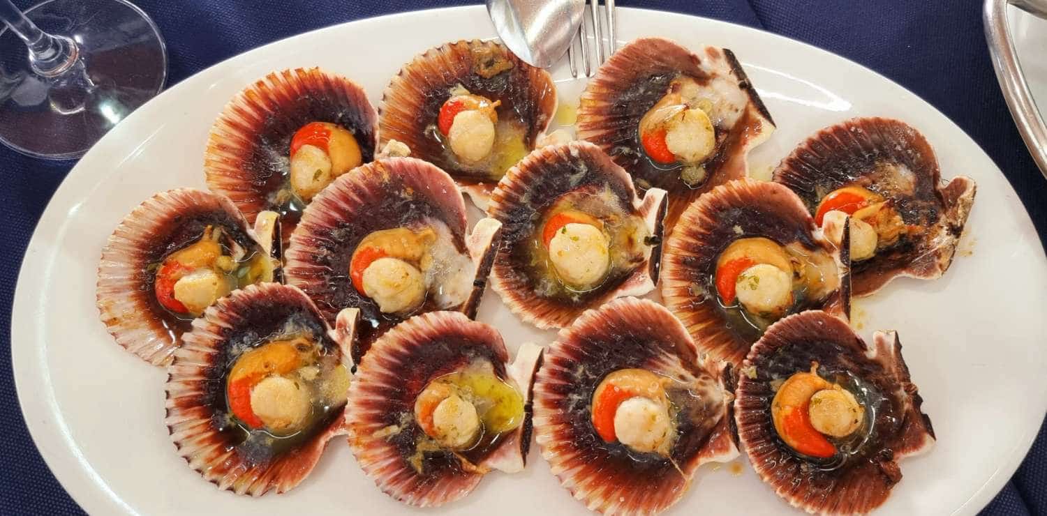 Restaurant/Bar til salg i Navia - € 500.000 (Ref: 8779931)