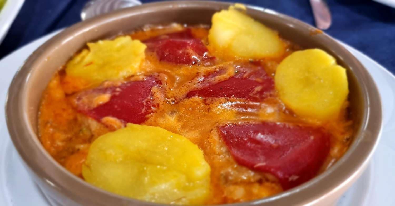 Restaurant/Bar til salg i Navia - € 500.000 (Ref: 8779931)