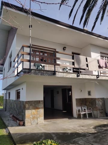 6 makuuhuone Huvila myytävänä paikassa Coaña mukana 
autotalli - 500 000 € (Ref: 8786013)