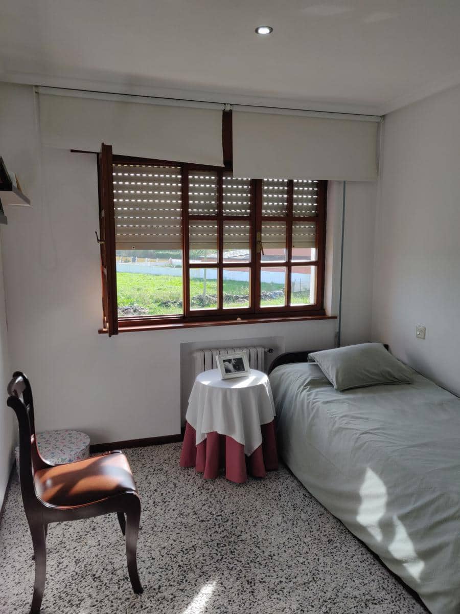 6 soveværelse Villa til salg i Coana med garage - € 500.000 (Ref: 8786013)