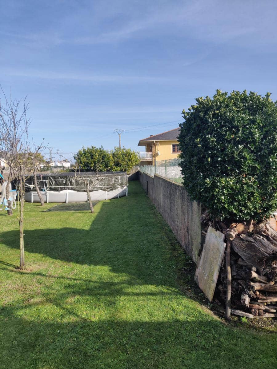 6 soveværelse Villa til salg i Coana med garage - € 500.000 (Ref: 8786013)