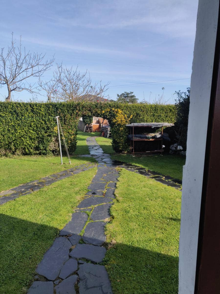 6 soveværelse Villa til salg i Coana med garage - € 500.000 (Ref: 8786013)