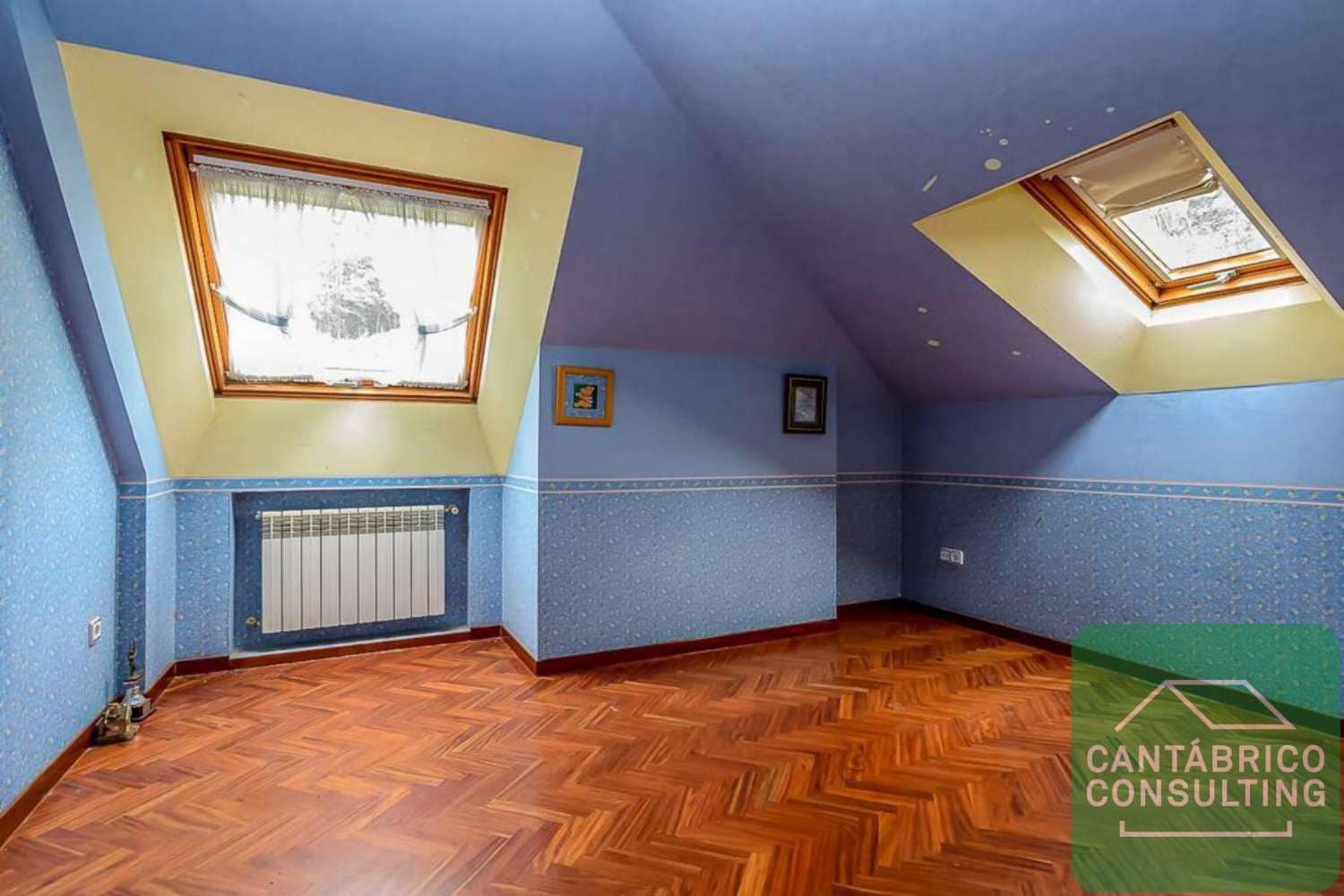 12 slaapkamer Villa te koop in Navia - € 900.000 (Ref: 8821553)