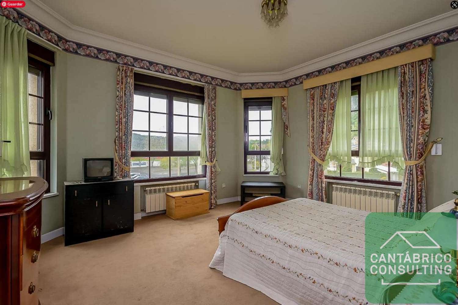 12 slaapkamer Villa te koop in Navia - € 900.000 (Ref: 8821553)