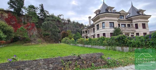 12 slaapkamer Villa te koop in Navia - € 900.000 (Ref: 8821553)