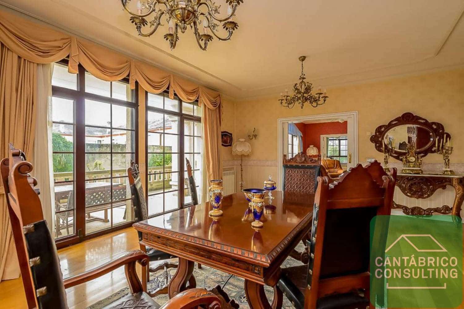 12 slaapkamer Villa te koop in Navia - € 900.000 (Ref: 8821553)