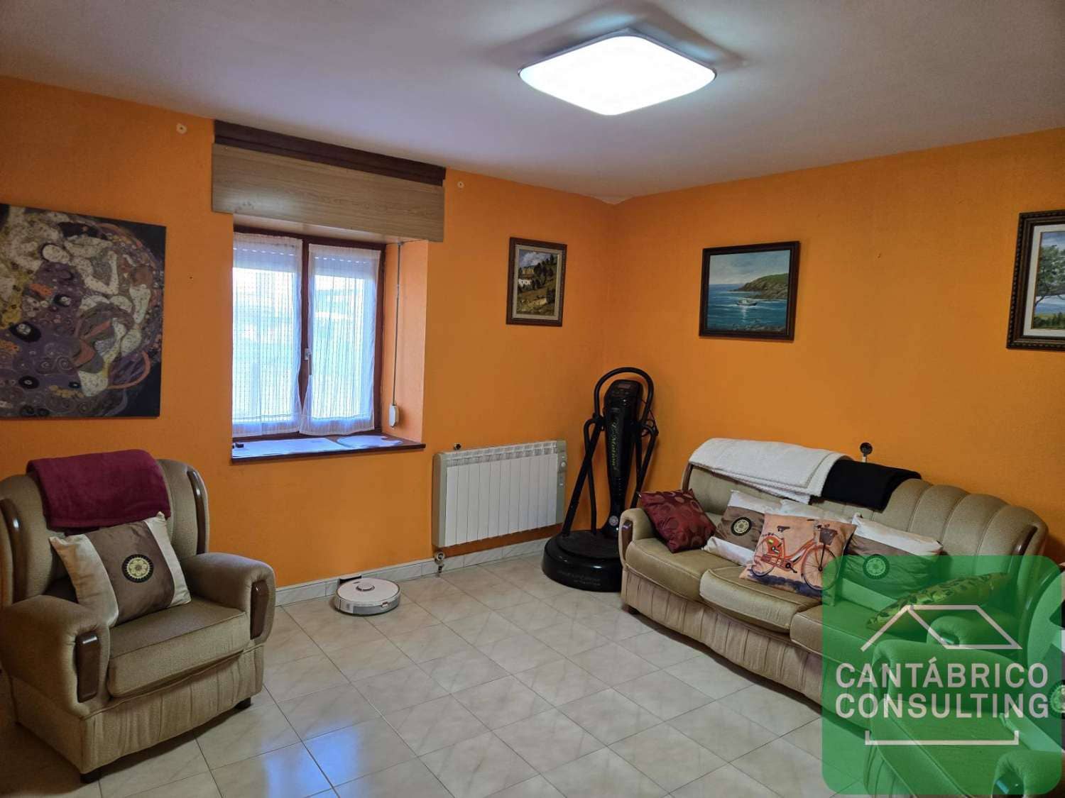 5 soveværelse Byhus til salg i Navia - € 276.000 (Ref: 8836319)