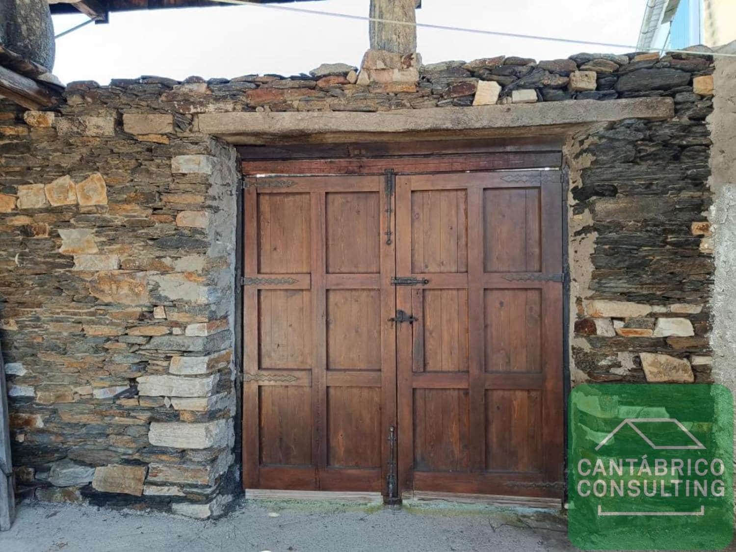 4 soveværelse Byhus til salg i Villayon med garage - € 235.000 (Ref: 8856760)