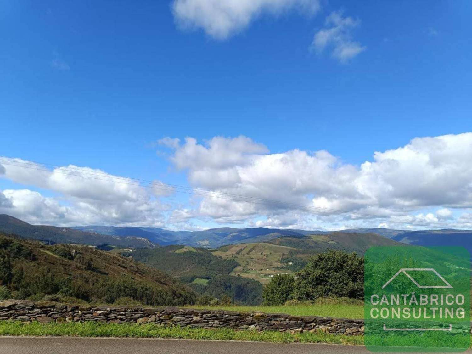 4 soveværelse Byhus til salg i Villayon med garage - € 235.000 (Ref: 8856760)