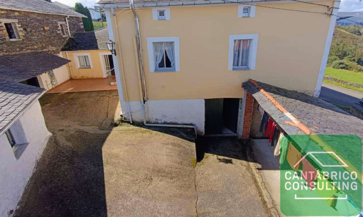 4 soveværelse Byhus til salg i Villayon med garage - € 235.000 (Ref: 8856760)