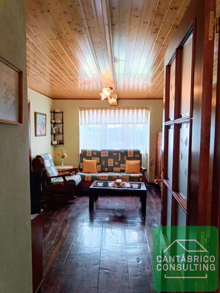 4 soveværelse Byhus til salg i Villayon med garage - € 235.000 (Ref: 8856760)