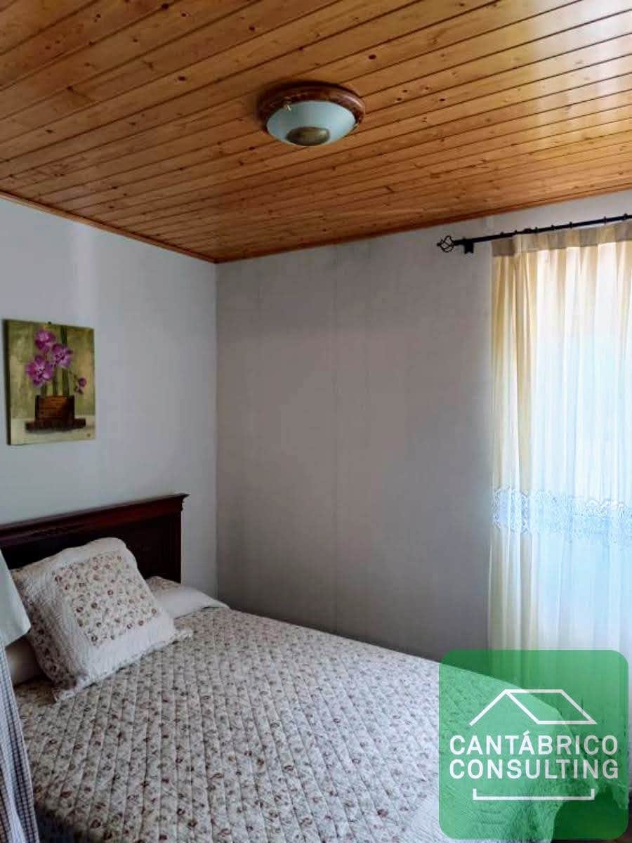 4 soveværelse Byhus til salg i Villayon med garage - € 235.000 (Ref: 8856760)