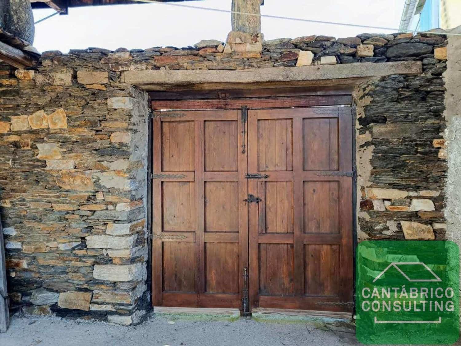 4 soveværelse Byhus til salg i Villayon med garage - € 235.000 (Ref: 8856760)