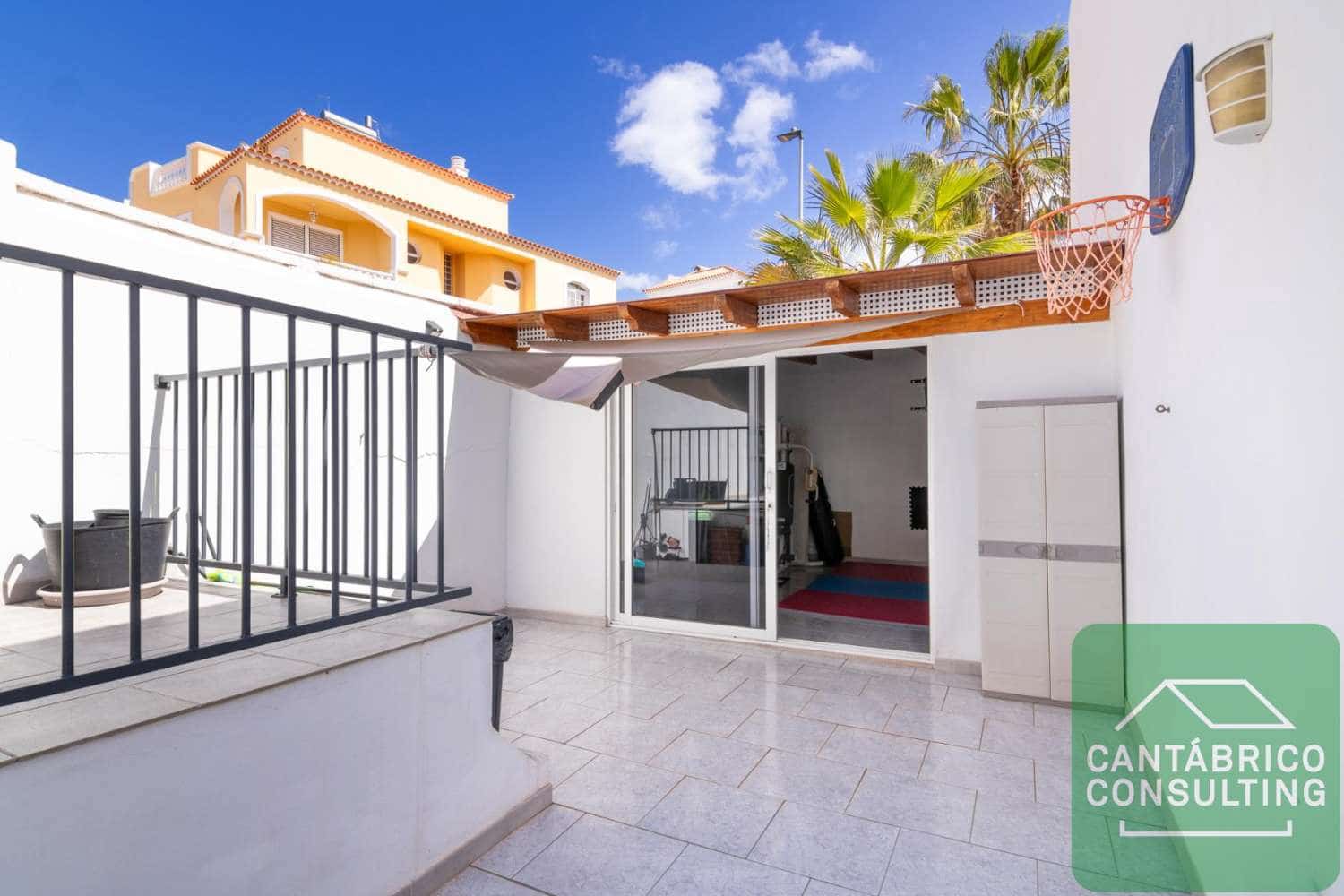 2 soveværelse Rækkehus til salg i Santiago del Teide med swimmingpool garage - € 380.000 (Ref: 8891012)