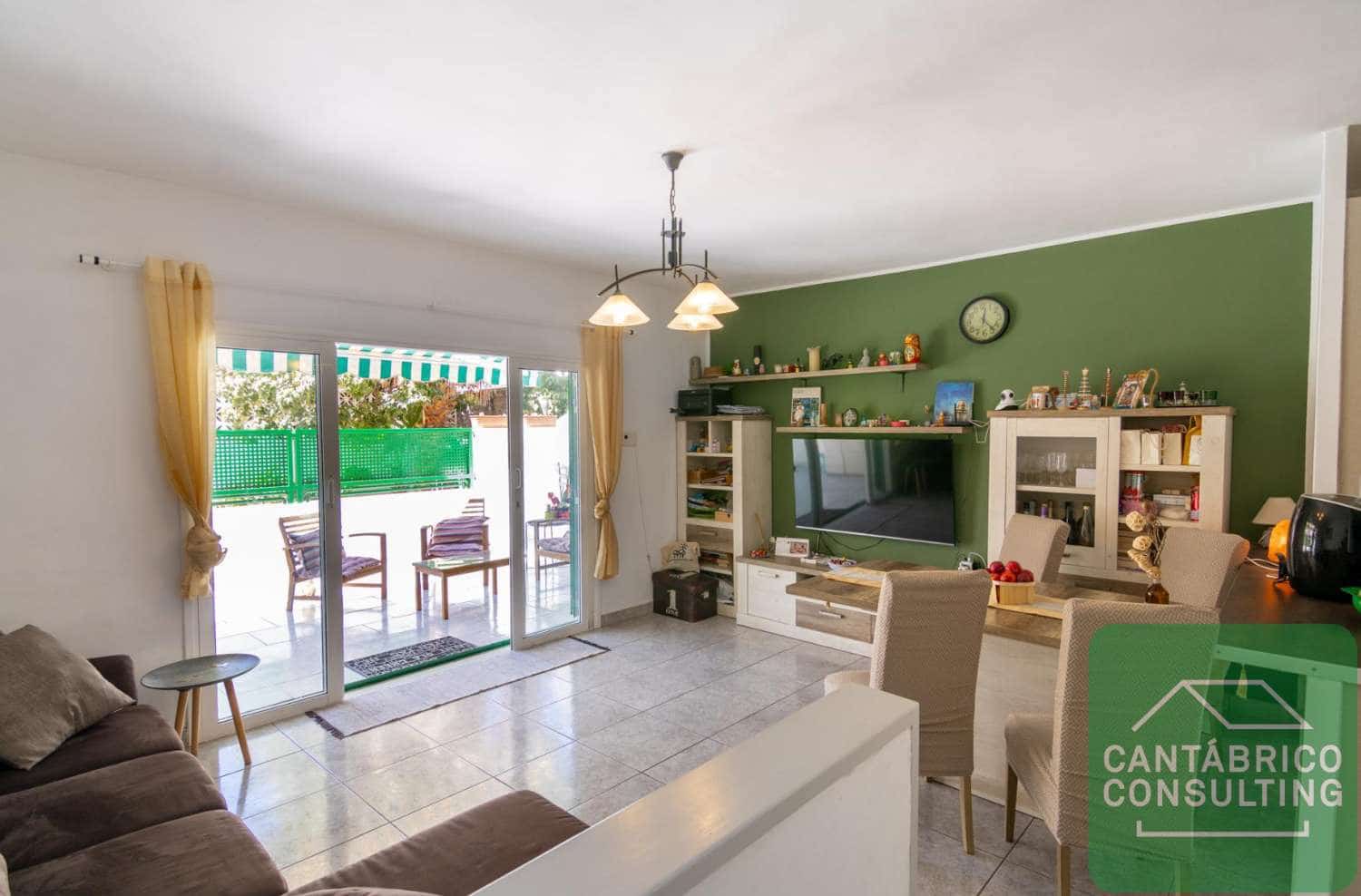 2 soveværelse Rækkehus til salg i Santiago del Teide med swimmingpool garage - € 380.000 (Ref: 8891012)