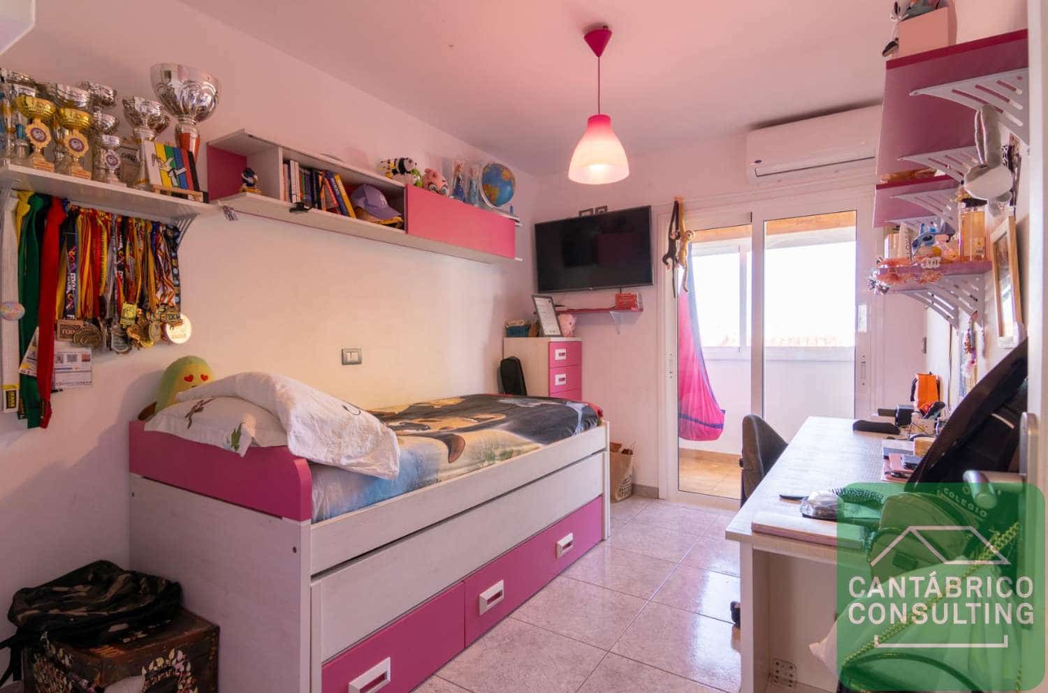 2 soveværelse Rækkehus til salg i Santiago del Teide med swimmingpool garage - € 380.000 (Ref: 8891012)