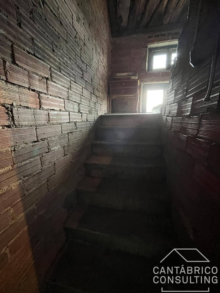 4 slaapkamer Rijtjeshuis te koop in San Martin de Oscos - € 60.000 (Ref: 8954108)