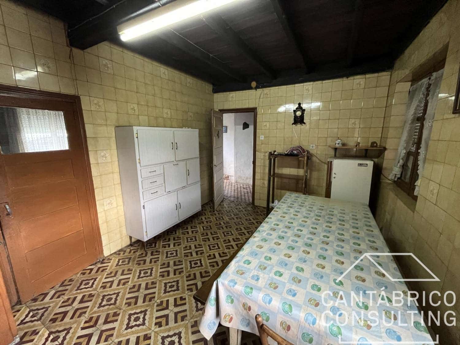 4 slaapkamer Rijtjeshuis te koop in San Martin de Oscos - € 60.000 (Ref: 8954108)