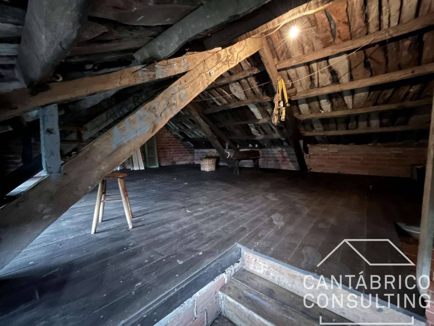 4 slaapkamer Rijtjeshuis te koop in San Martin de Oscos - € 60.000 (Ref: 8954108)