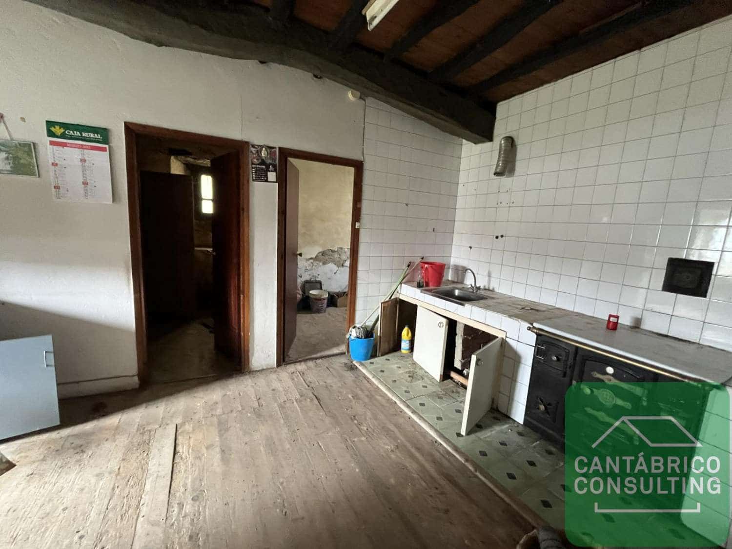 3 soveværelse Byhus til salg i Castropol med garage - € 160.000 (Ref: 8956869)