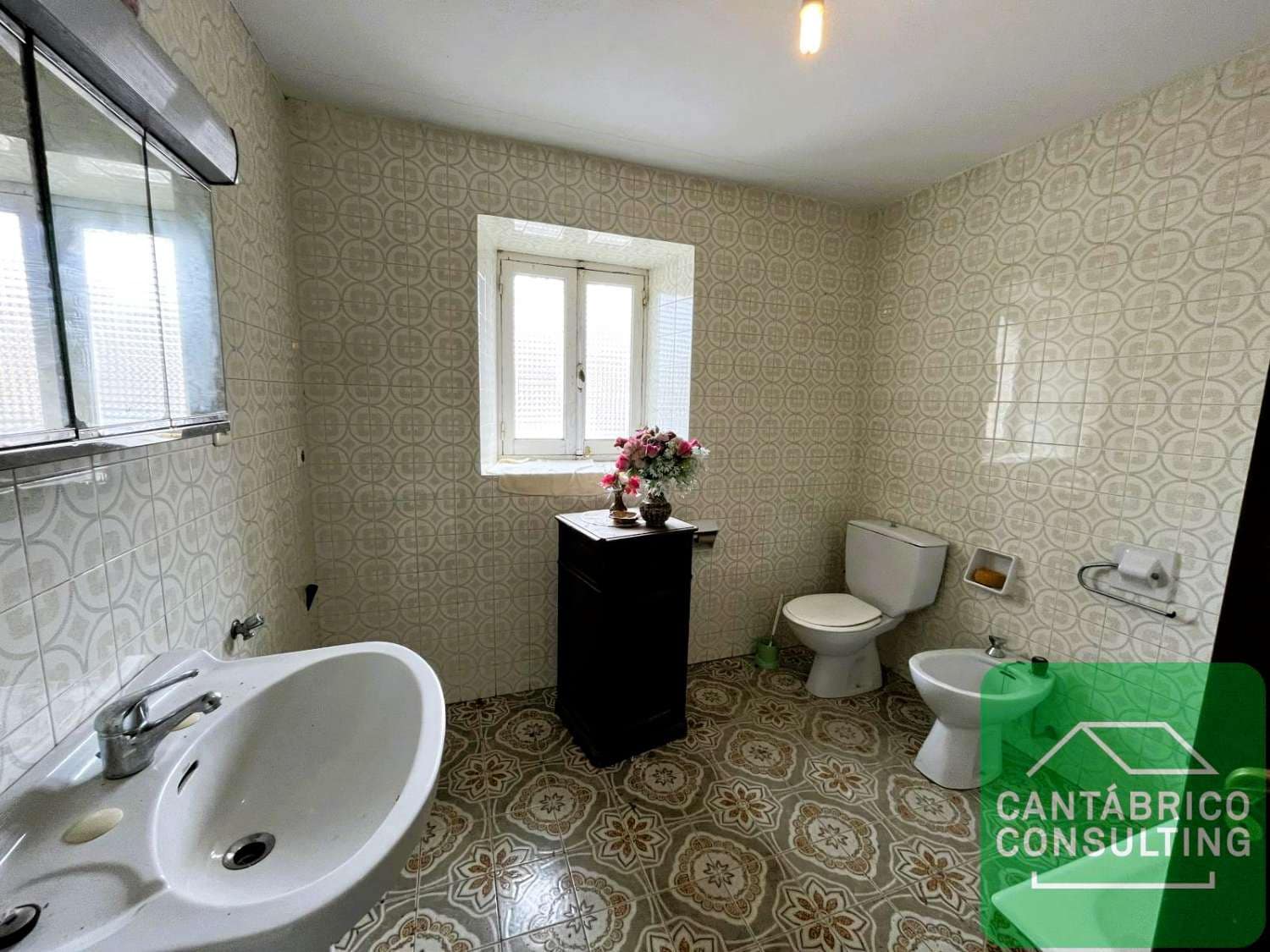 3 soveværelse Byhus til salg i Castropol med garage - € 160.000 (Ref: 8956869)