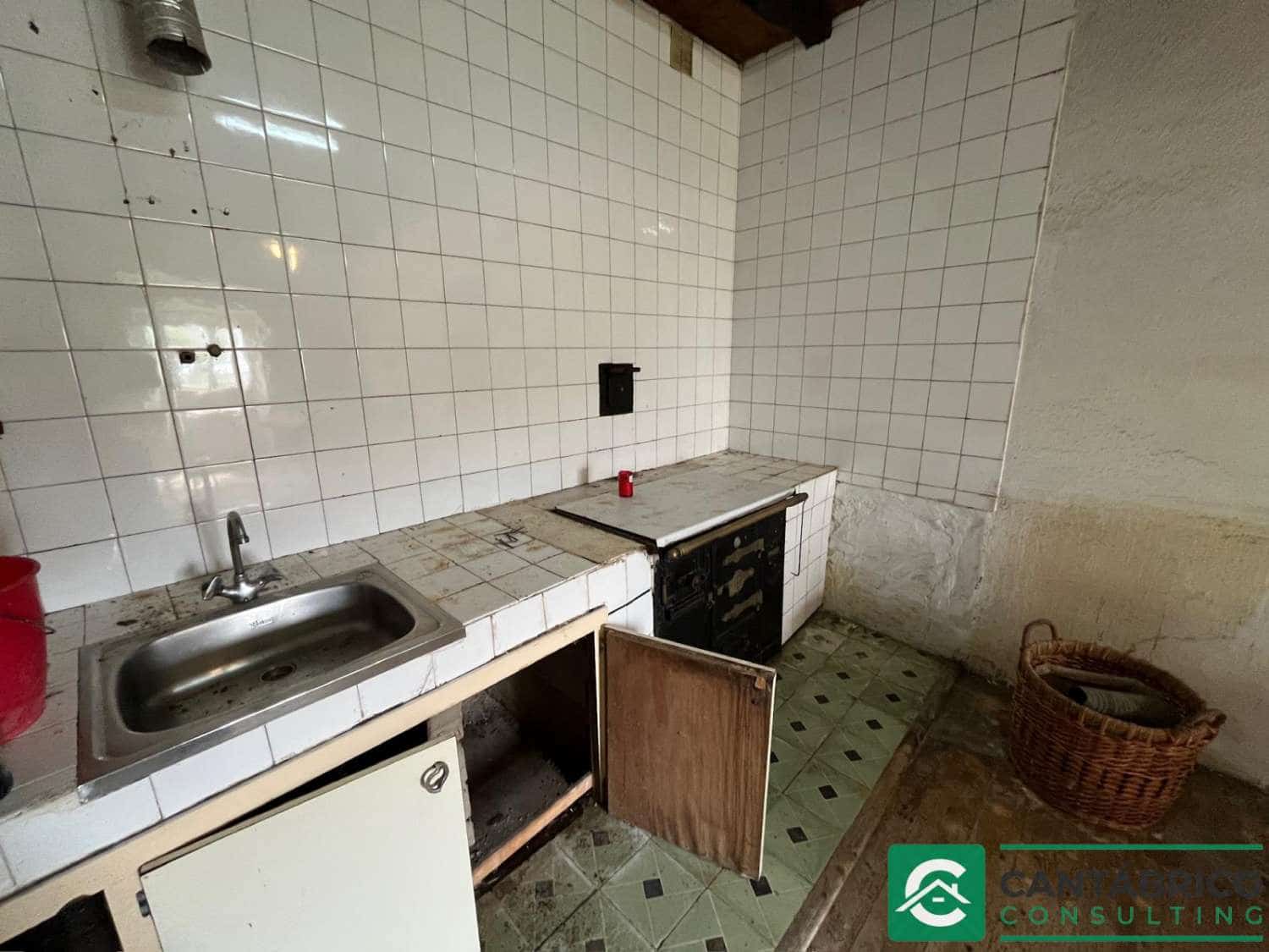 3 soverom Hus til salgs i Castropol med garasje - € 180 000 (Ref: 8956869)
