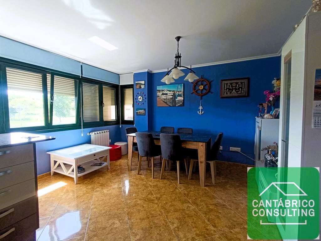 2 soveværelse Lejlighed til salg i Navia med garage - € 145.000 (Ref: 9022946)