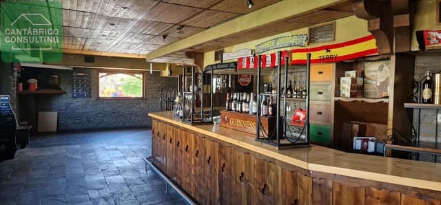 Restaurang/Bar att hyra i Navia - 1 500 € (Ref: 9142638)