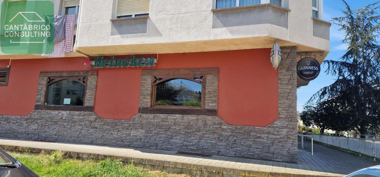 Restaurant/Bar til leje i Navia - € 1.500 (Ref: 9142638)